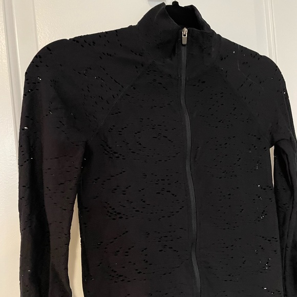 Fabletics Luciana Seamless Pointelle Jacket - Picture 2 of 7